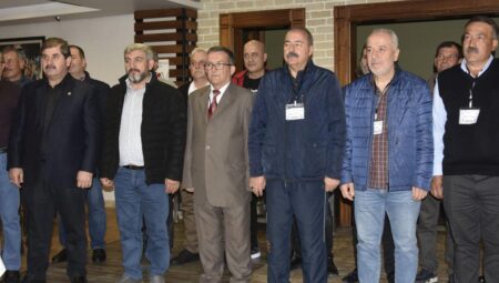 Konya’da asker arkadaşları 33 yıl sonra buluştu