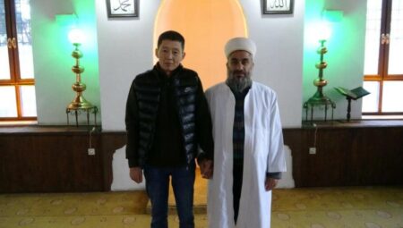 Bursa’da Müslüman olan Güney Koreli, Muhammet ismini aldı