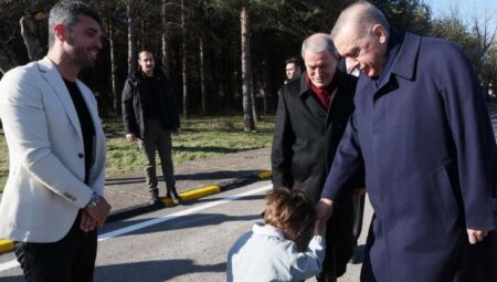 Cumhurbaşkanı Erdoğan’dan Kenan Sofuoğlu’nun oğluna harçlık