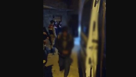 Van’da ‘şok ev’ baskını: 66 kaçak göçmen yakalandı