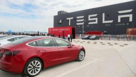 Tesla, ABD’de bazı modellerine zam yaptı