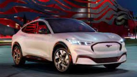 Ford, Çin’de elektrikli araç yatırımlarını azaltacak