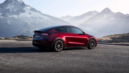 Tesla, ABD’de araç fiyatlarına yine zam yaptı